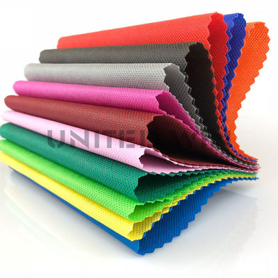 OEM 2400mm Width Spunbond Meltblown PP  Nonwoven Fabric For Agriculture Cover